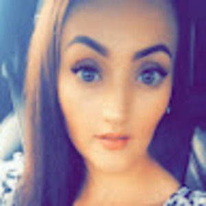 Meet your Posher, Yadira